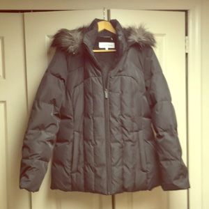 Grey down puffer jacket w/fleece lining